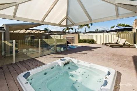 Property photo of 10 Broomhall Way Noranda WA 6062