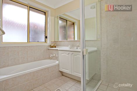 Property photo of 7 Waterside Grove Woodcroft NSW 2767