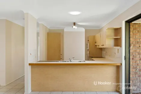 Property photo of 8 Nursery Avenue Runcorn QLD 4113