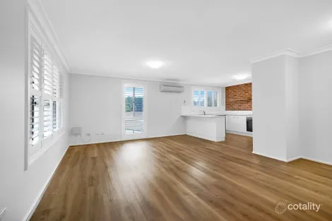 Property photo of 1/18 Baker Drive Tenambit NSW 2323