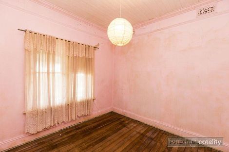 Property photo of 5 Glovers Lane Cooks Hill NSW 2300