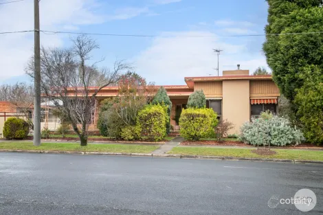 Property photo of 1022 Norman Street Wendouree VIC 3355