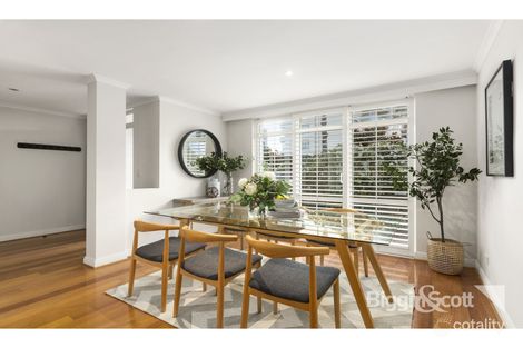 Property photo of 4/105-107 Beach Street Port Melbourne VIC 3207