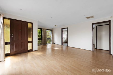 Property photo of 120 Sweeney Drive Narre Warren VIC 3805