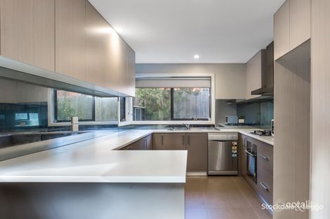 Property photo of 2/17 Stonehaven Avenue Boronia VIC 3155