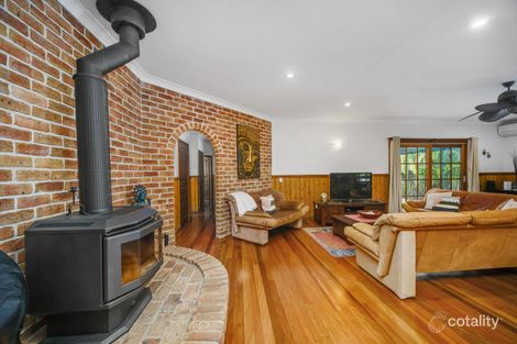 Property photo of 42 Belbourie Crescent Boomerang Beach NSW 2428