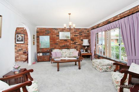Property photo of 17 Meredith Close Norah Head NSW 2263