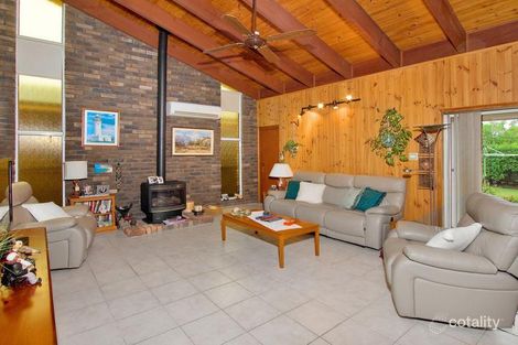 Property photo of 17 Meredith Close Norah Head NSW 2263