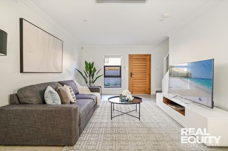 Property photo of 8/9-11 Elouera Crescent Moorebank NSW 2170