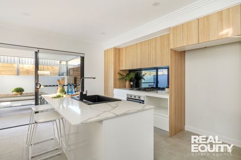 Property photo of 8/9-11 Elouera Crescent Moorebank NSW 2170