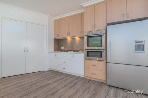 Property photo of 11 Flinders Place Traralgon VIC 3844