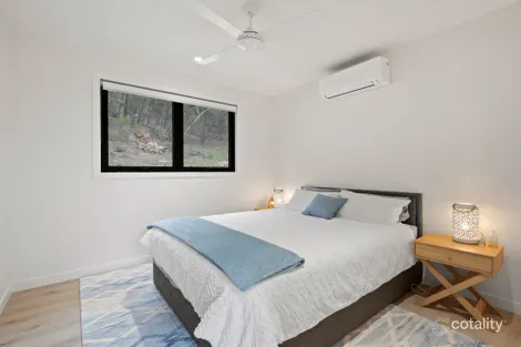 Property photo of 32 Hilda Court Bonnie Doon VIC 3720