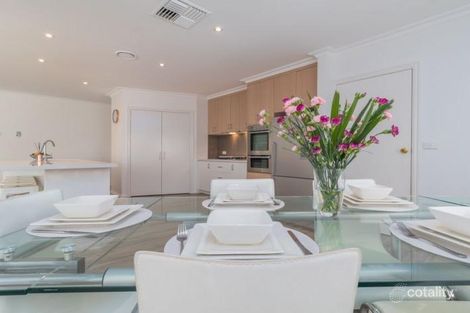 Property photo of 11 Flinders Place Traralgon VIC 3844