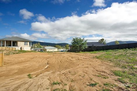 Property photo of 5 Shawcross Close Bowenfels NSW 2790