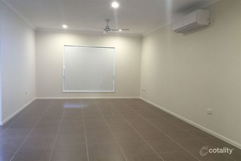 Property photo of 4 Wakeboard Circuit Kelso QLD 4815