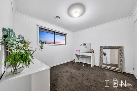 Property photo of 66 Simmental Drive Clyde North VIC 3978