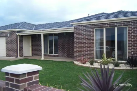 9 LUCY CT, DENNINGTON, VIC 3280