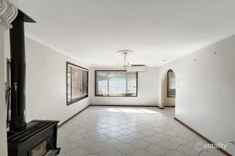 Property photo of 7 Davies Street Dubbo NSW 2830