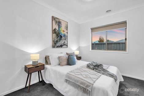 Property photo of 15 Chaffey Grove Officer South VIC 3809