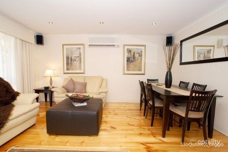 Property photo of 2 Airlie Court Rowville VIC 3178