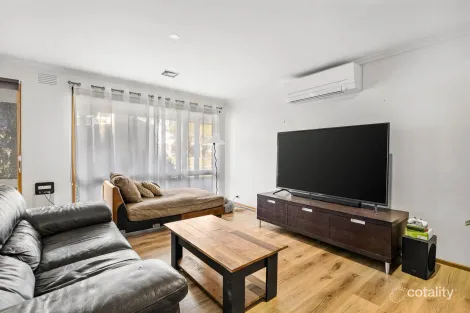 Property photo of 8 Balliol Common Sunbury VIC 3429