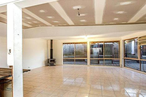 Property photo of 118 Karingal Drive Frankston VIC 3199