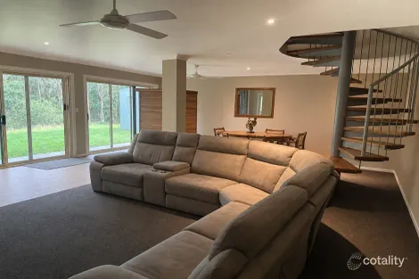 Property photo of 16 Waters Road Bonogin QLD 4213