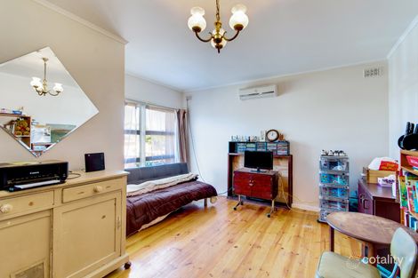 Property photo of 33 Moorong Road O'Sullivan Beach SA 5166