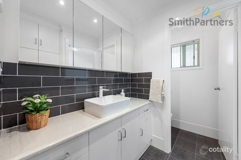 Property photo of 39 Hedgerow Drive Gulfview Heights SA 5096