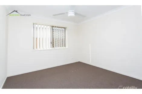 Property photo of 147 Whitehaven Drive Blacks Beach QLD 4740