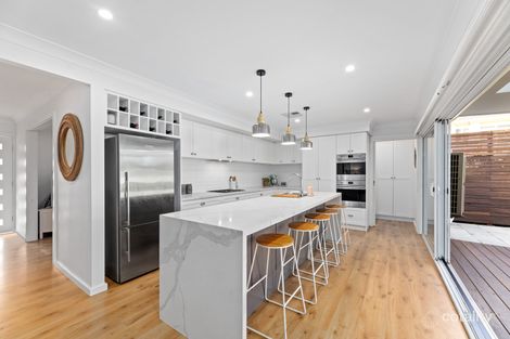 Property photo of 22 The Woods Circuit Menai NSW 2234
