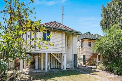 Property photo of 30 Latham Street Chermside QLD 4032