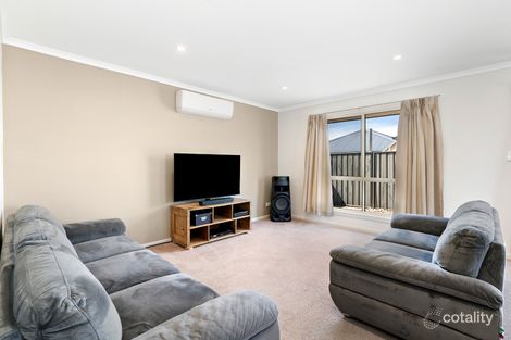 Property photo of 16 Hamra Drive Smithfield SA 5114