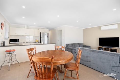 Property photo of 16 Hamra Drive Smithfield SA 5114