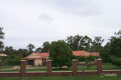 8 Sirius St, Wishart, QLD 4122