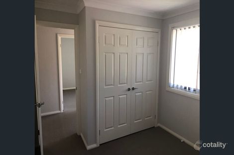 Property photo of 52 Greenway Drive South Penrith NSW 2750