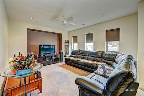 Property photo of 4 Sheehan Court Ballarat East VIC 3350