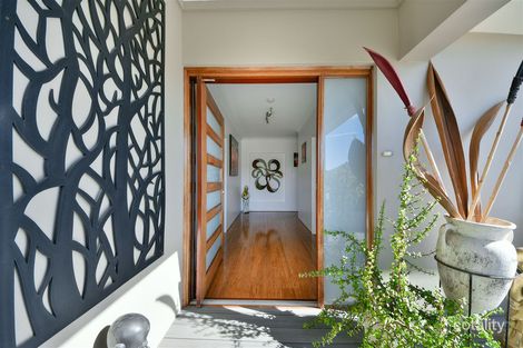 Property photo of 11 Flagstaff Crest Secret Harbour WA 6173