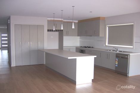 Property photo of 27 Glenbrook Avenue Cairnlea VIC 3023