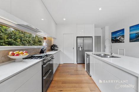 Property photo of 67B Lyall Road Berwick VIC 3806