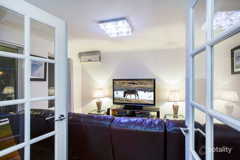 Property photo of 41 Yangebup Road Yangebup WA 6164