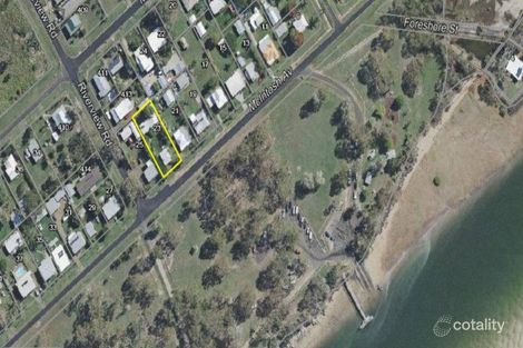 Property photo of 23 McIntosh Avenue Elliott Heads QLD 4670