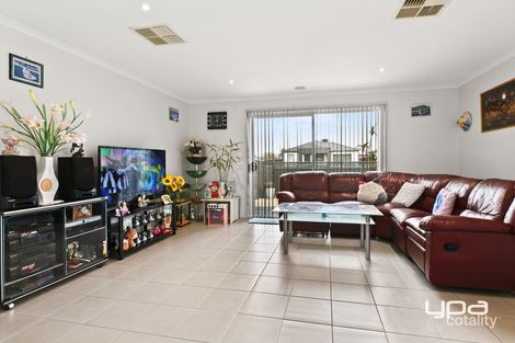 Property photo of 79 Hatchlands Drive Deer Park VIC 3023