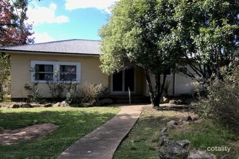 21 Ollera St, Guyra, NSW 2365