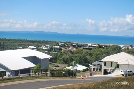 17 Fraser Cres, Pacific Heights, QLD 4703