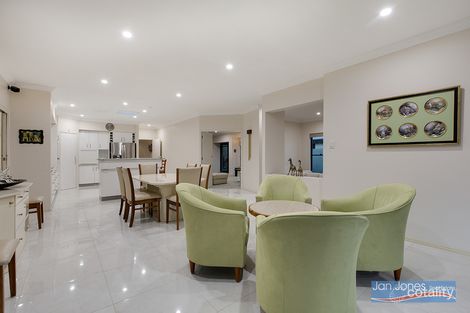 Property photo of 11 Allister Crescent Rothwell QLD 4022