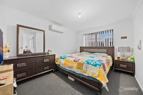 Property photo of 33 Changsha Road Edmondson Park NSW 2174