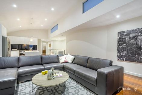 Property photo of 1 Parkside Crescent Seaholme VIC 3018