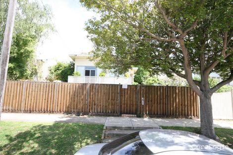 11 Seaview Pde, Belmont, VIC 3216