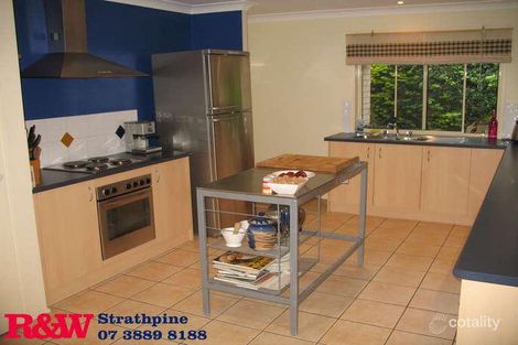 Property photo of 10 Valmadre Court Petrie QLD 4502